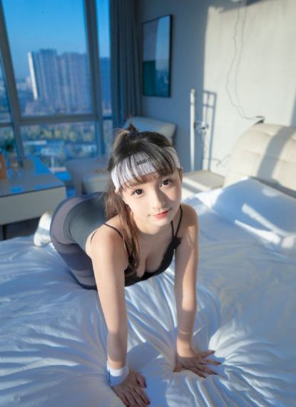 两个小婕子和洗澡hd