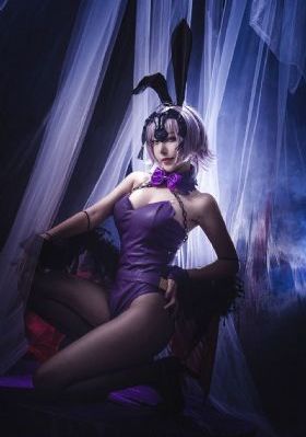 生日相差11天龙凤胎分两次娩出